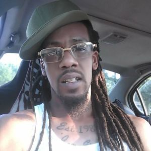 Meet your Posher, Jamal